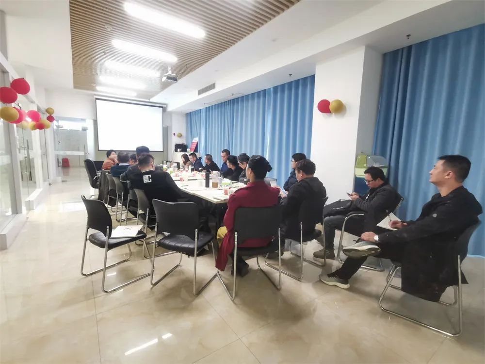 微量元素饲料红桃国际
厂家红桃国际