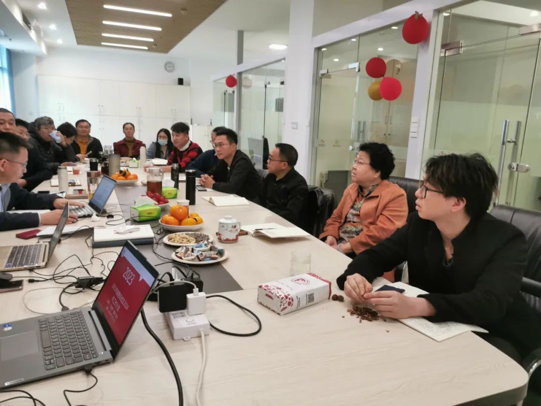 微量元素饲料红桃国际
厂家