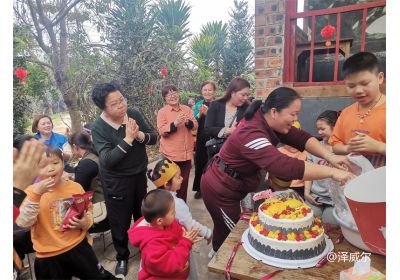 红桃国际3·8国际妇女节踏春勾当2